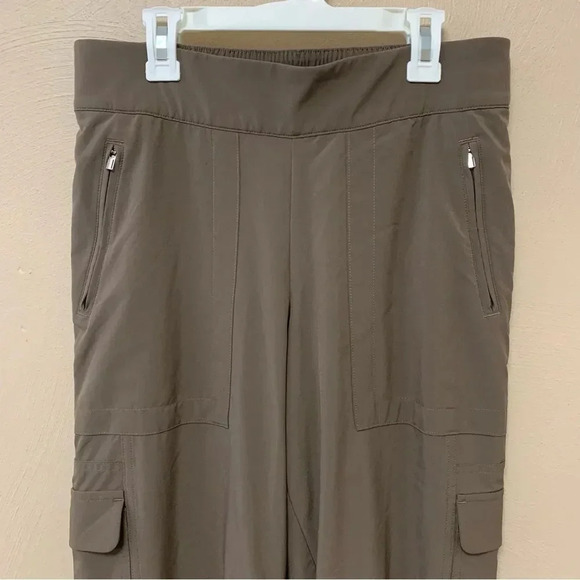 Athleta Chelsea Cargo Lined Pant in Brown Size 6 - Picture 4 of 12